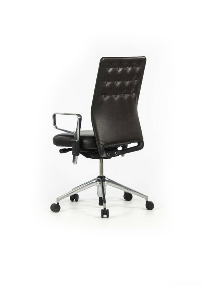 Vitra ID Trim Leather Chair